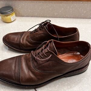 Men’s FRYE dress shoes